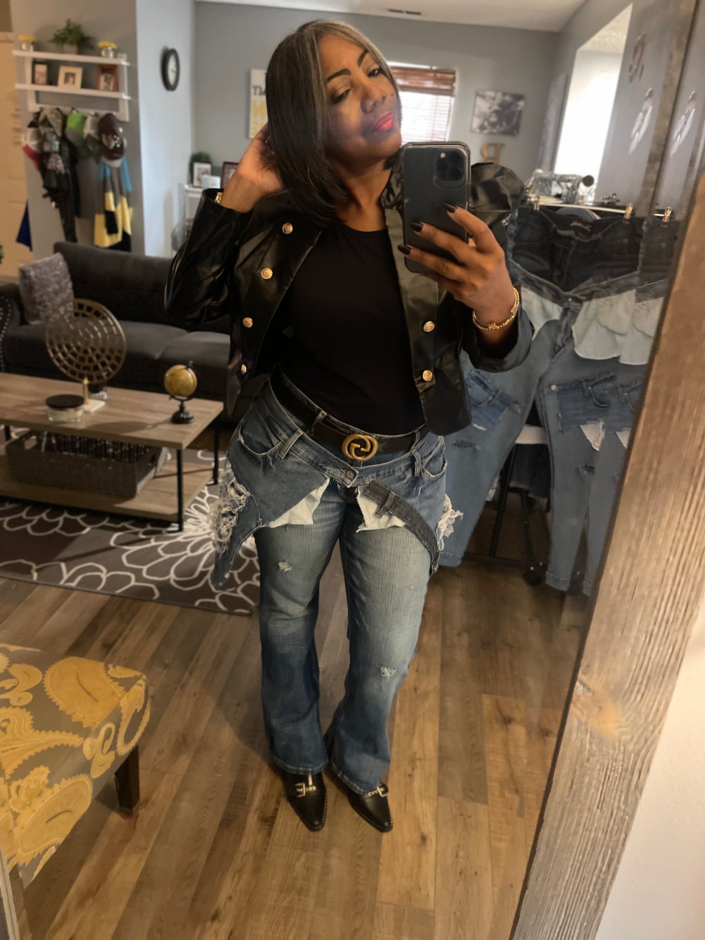 DISTRESSED DENIM STACKER