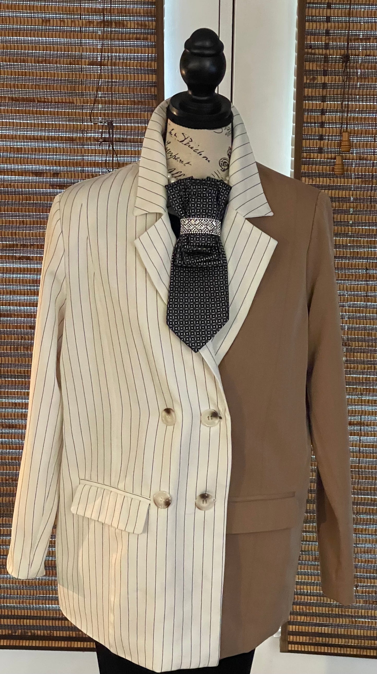 THE TWO FACES BLAZER