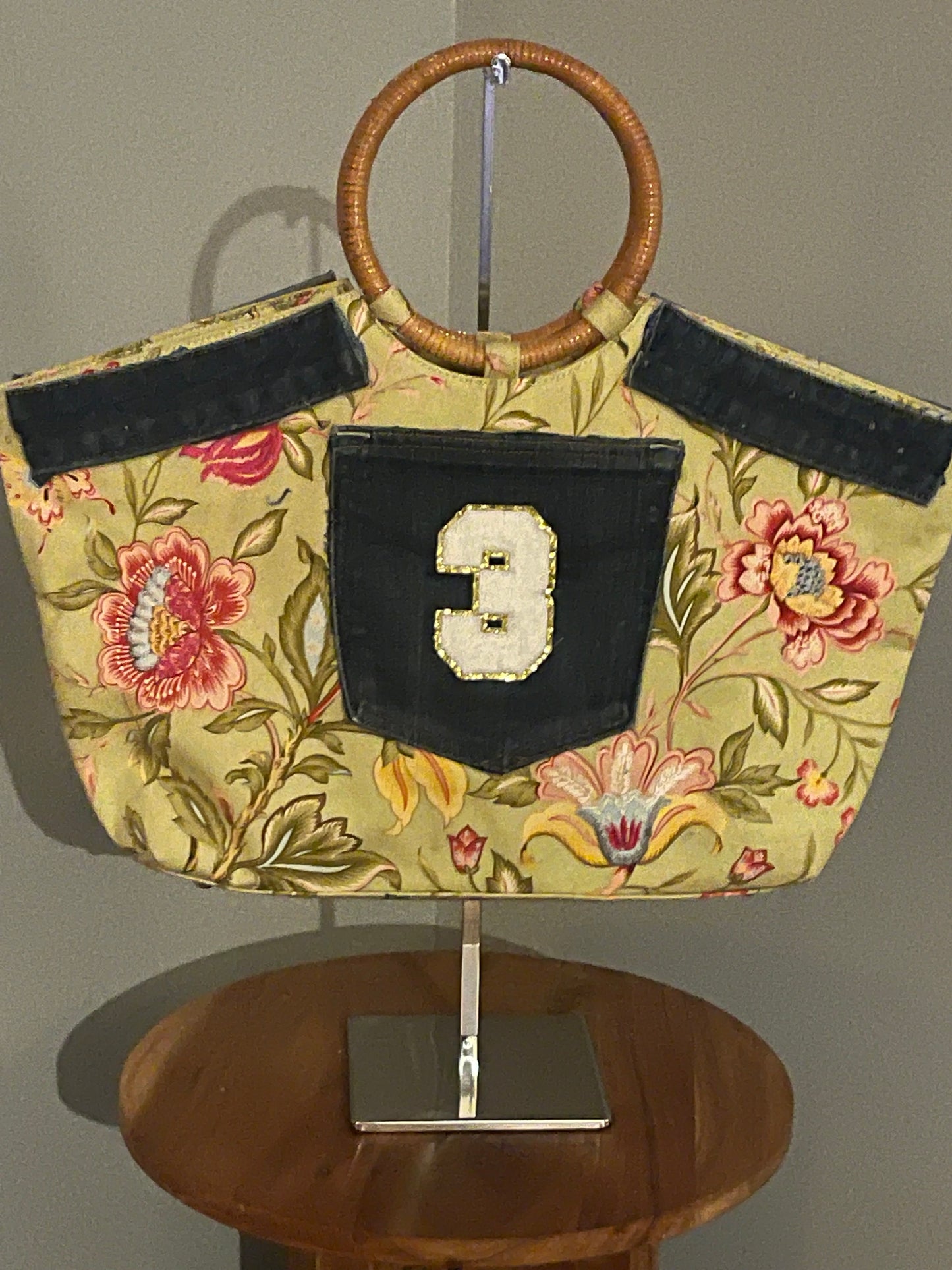 THE WOODEN CIRCLE OF LOVE REVAMPED HOBO TOTE